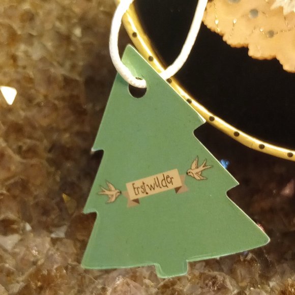 NIB Night Before Pink-Mas Christmas Erstwilder Brooch - Picture 3 of 8